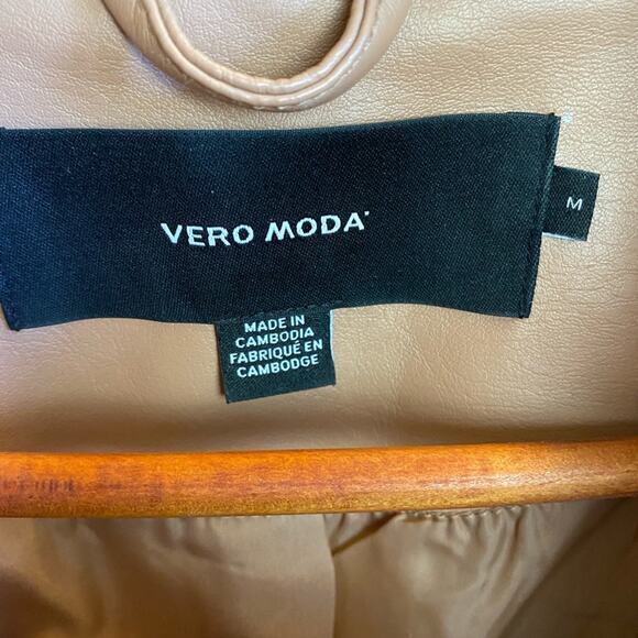 Vero Moda Women's Faux Leather Jacket - NWOT Color: Ferra | Size: Medium - Picture 3 of 6